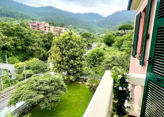 Garden By The Sea, Mesco 60 * 蒙特罗索阿尔马雷